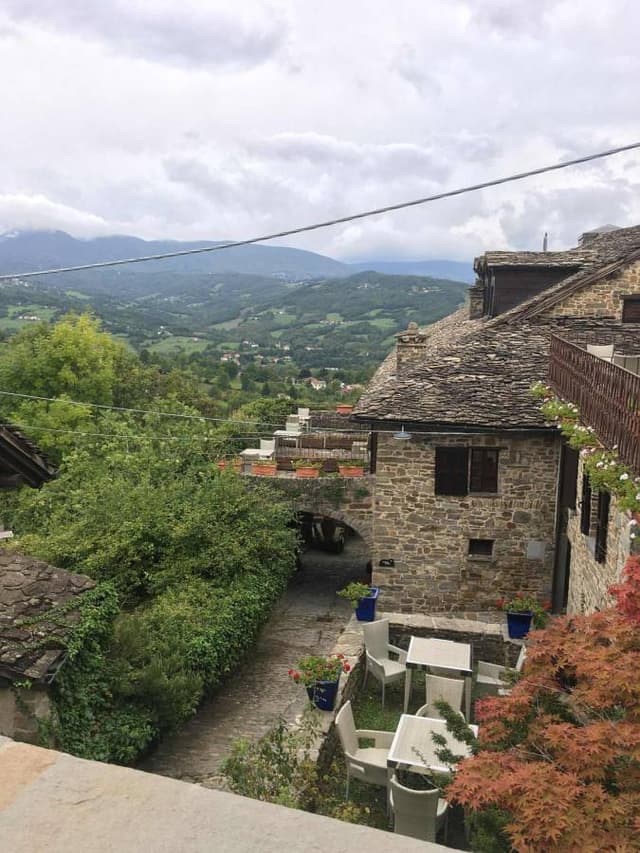 Photo 3 by Kenneth Gordon P. about hiring a Fiat 500X at Milan Airport Linate (02/10/25)