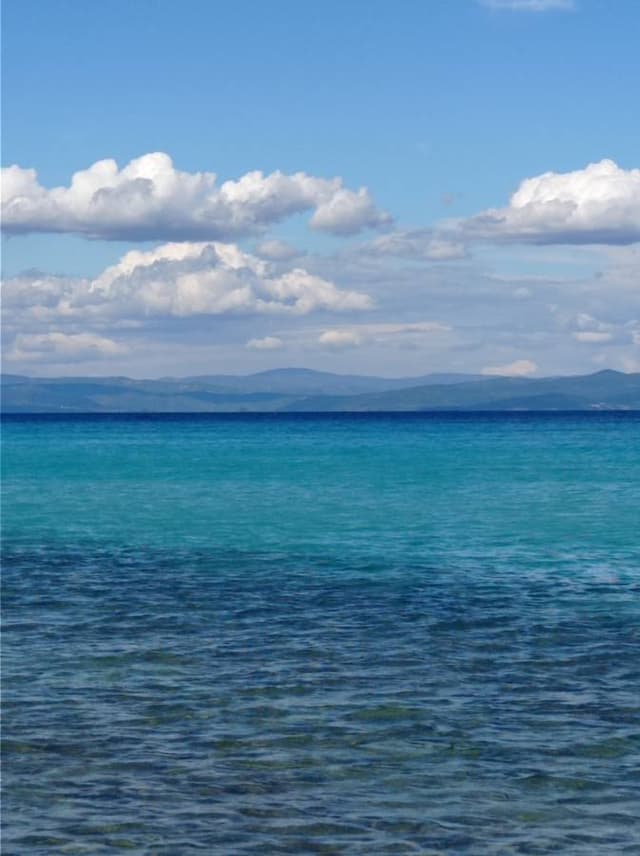 Photo 2 by Tivadar R. about renting a Renault Clio in Thessaloniki (9/14/24)