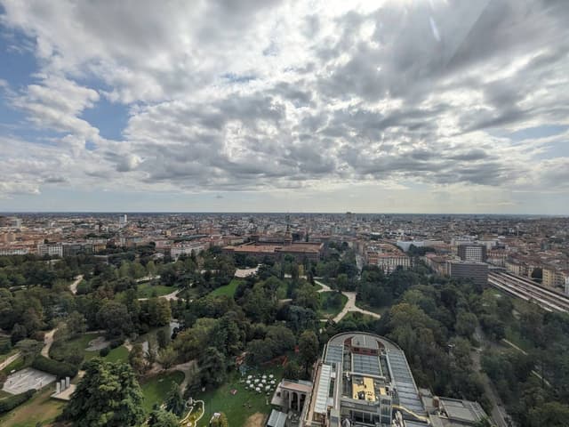 Photo 2 by Martin D. about hiring a Opel Astra in Milan (23/09/23)