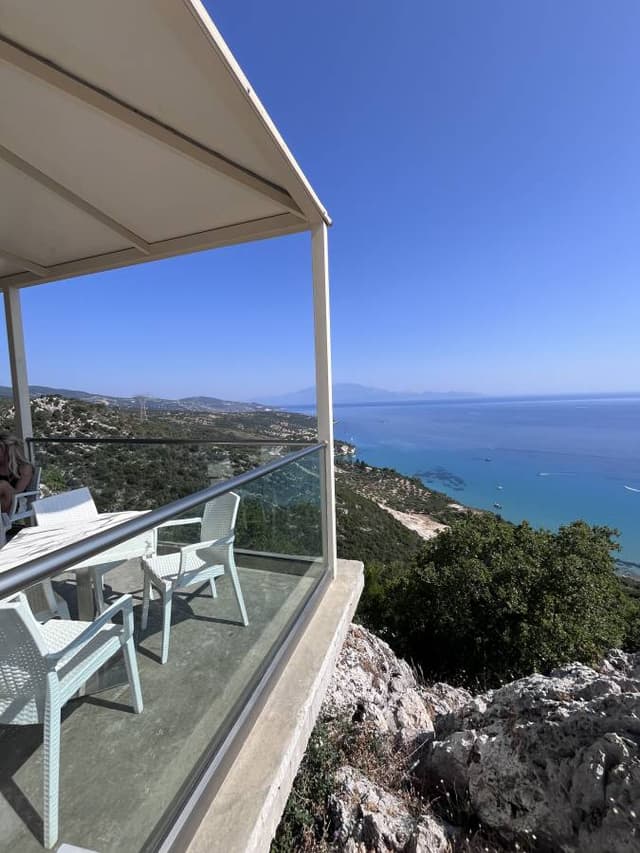 Photo 6 by Nigel H. about hiring a Hyundai i10 in Greece (27/06/25)