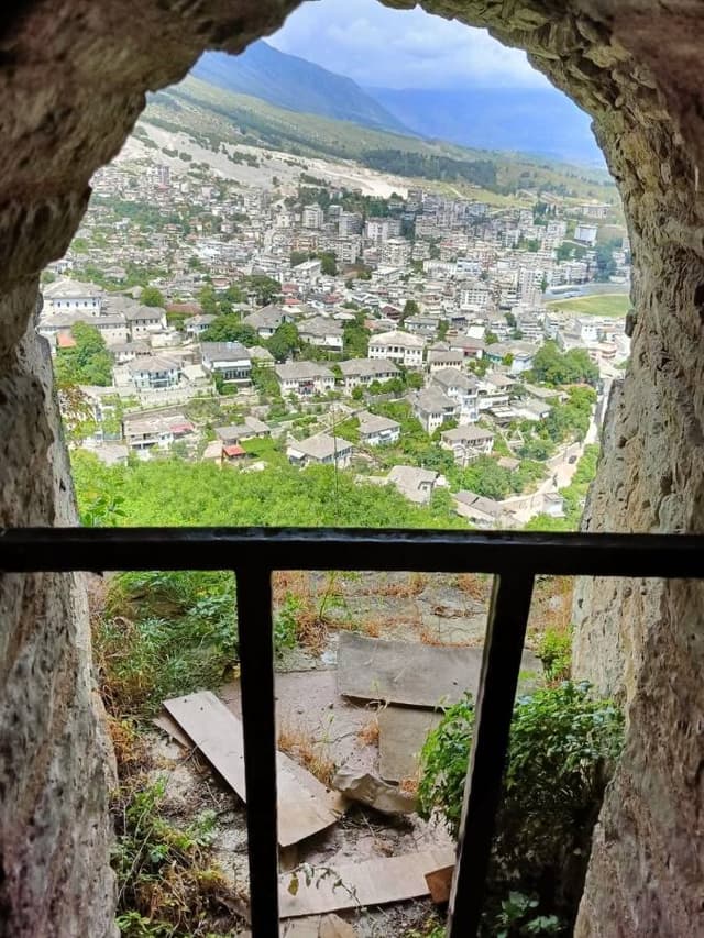 Фото 3 от Olha Y. об аренде Hyundai i10 в Тиране (03.06.24)