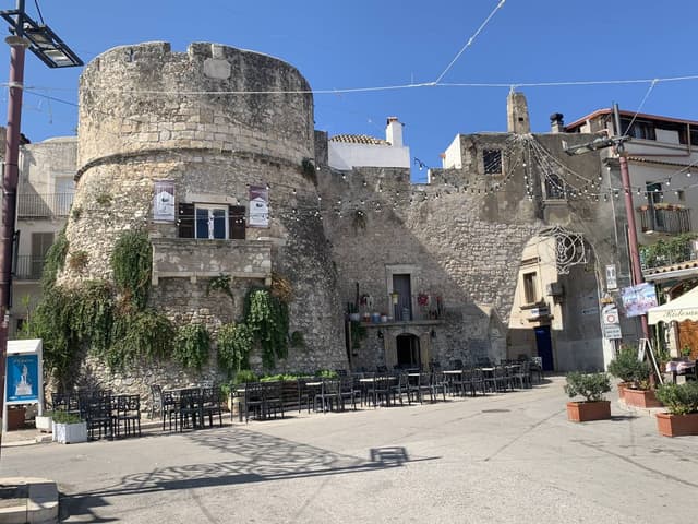 Photo 3 by Adrian G. (9/29/25)