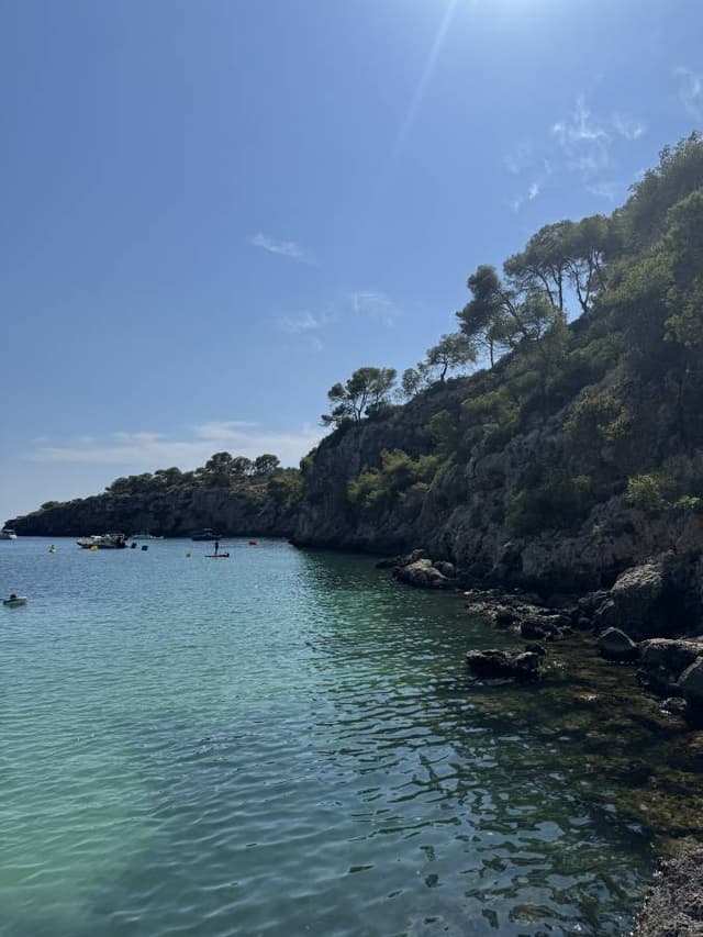 Photo 3 by Dina S. about renting a Renault Clio in Mallorca (8/12/25)