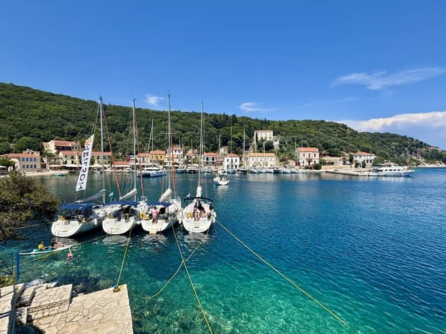 Photo 3 by Richard S. about hiring a Fiat 500 in Kefalonia (03/06/26)