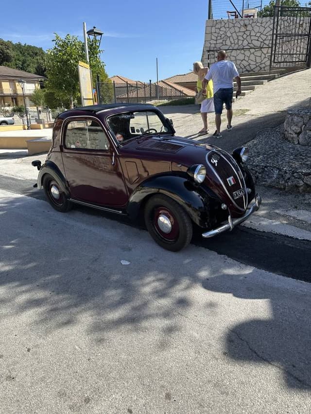 Photo 3 by William M. about hiring a Fiat 500X at Naples Airport (26/06/24)