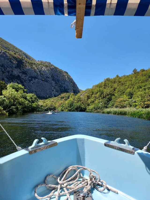 Photo 2 by Thorhallur H. about renting a Opel Vivaro in Croatia (8/6/24)