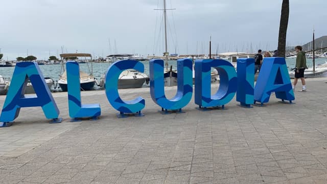 Photo 5 by Tyra F. about hiring a Volkswagen Golf in Majorca (01/04/24)