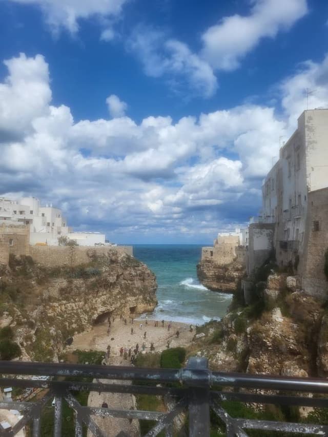 Photo 2 by Anna M. (10/5/25)