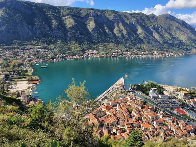 Photo 3 by Nabil B. about renting a Volkswagen Polo at Podgorica Airport (11/19/23)