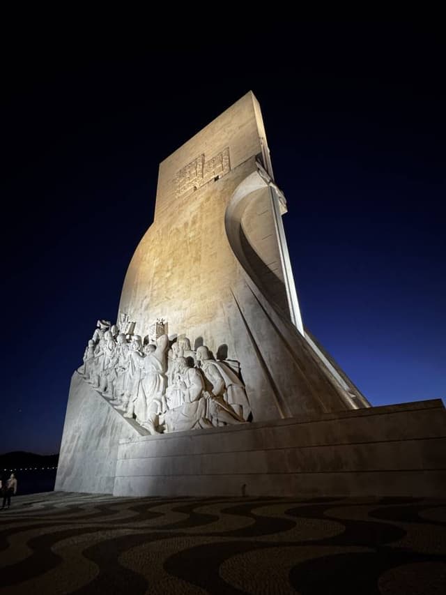 Photo 6 by Eileen B. (12/7/25)