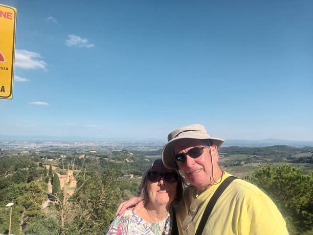 Photo by Thomas H. about renting a Renault Clio in Pisa (10/20/23)