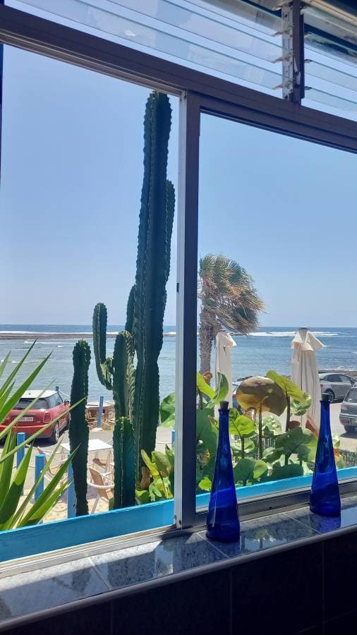 Photo 8 by Susan R. about hiring a Renault Megane in Fuerteventura (24/05/26)