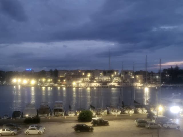 Photo 3 by Anna M. (10/5/25)