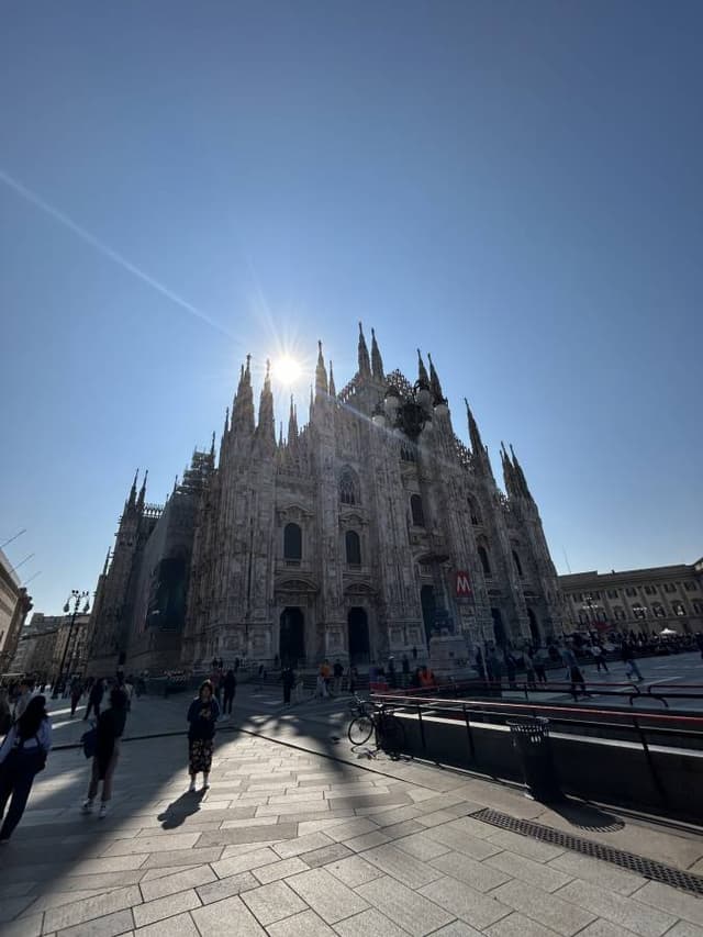 Photo 3 by Richard E. about hiring a Renault Captur in Milan (07/05/25)