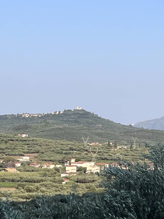 Photo 8 by Nigel H. about hiring a Hyundai i10 in Greece (27/06/25)