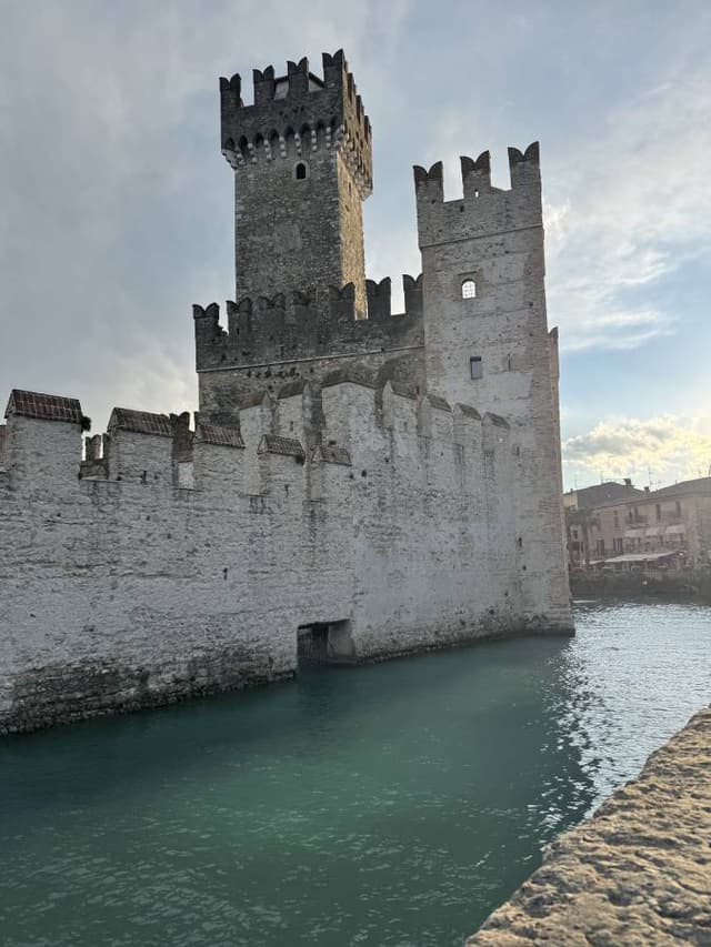 Photo 6 by TADAS N. (4/10/26)