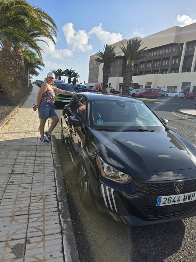 Photo by matthew S. (10/15/25)