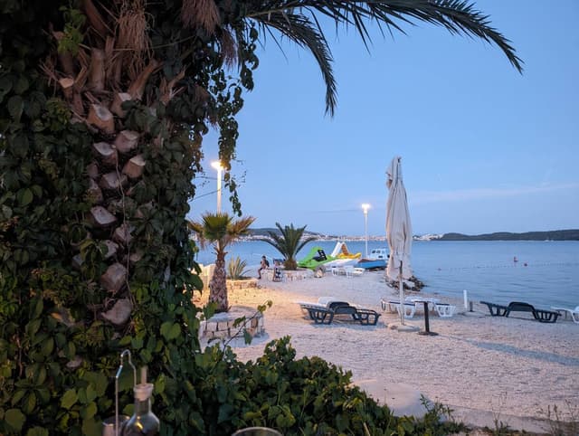 Photo 10 by Sarah S. about hiring a Opel Astra in Croatia (22/06/24)