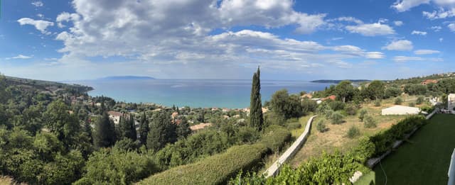 Photo 4 by Richard S. about hiring a Fiat 500 in Kefalonia (03/06/26)