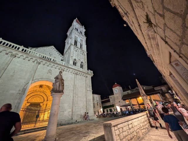 Photo 11 by Sarah S. about hiring a Opel Astra in Croatia (22/06/24)