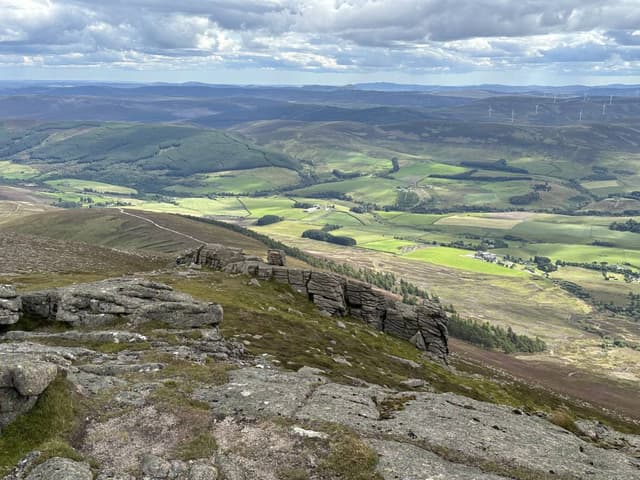 Photo 7 by Frederick B. about renting a Ford Fiesta in Glasgow (8/2/24)