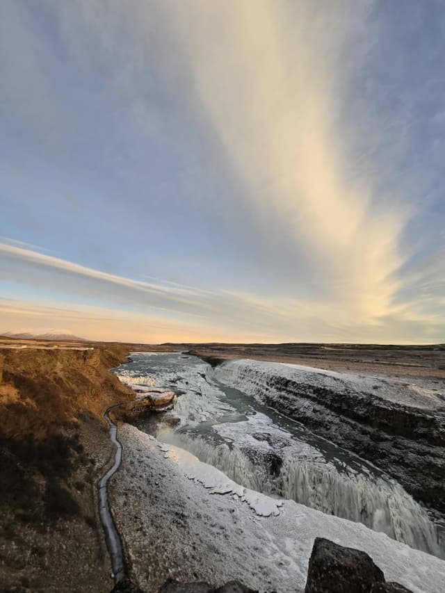 Photo 4 by Jemma C. about hiring a Peugeot 2008 at Keflavik Airport (11/01/26)