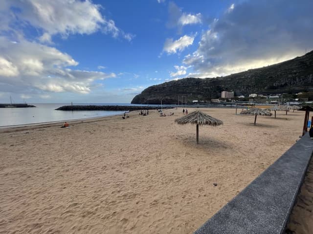 Photo 4 by Alex M. about hiring a Peugeot 208 in Funchal (02/11/24)