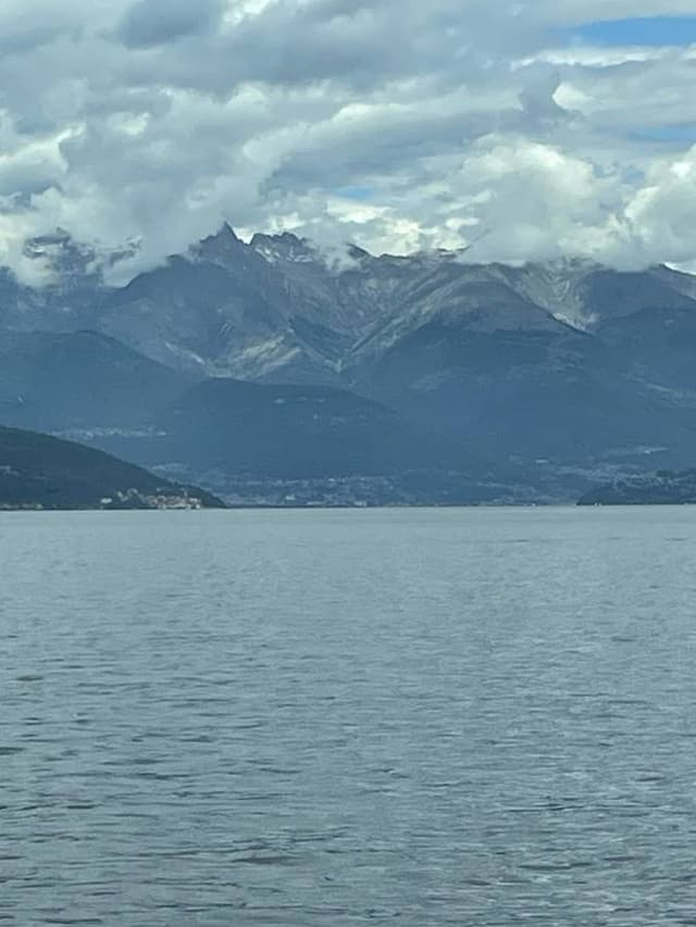 Photo 2 by John Q. about hiring a Nissan Juke in Rome (05/06/25)