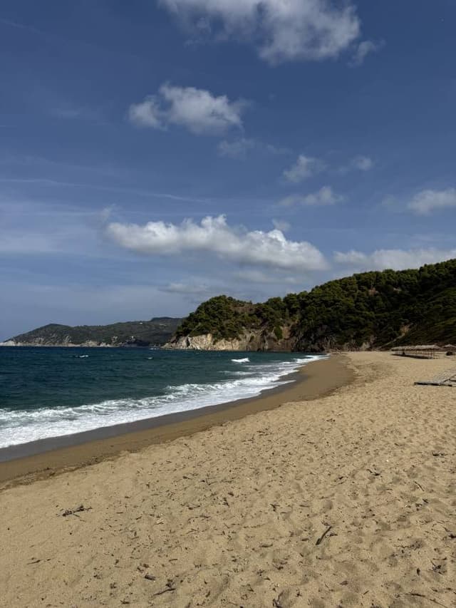 Photo 3 by Veselin P. (10/6/25)