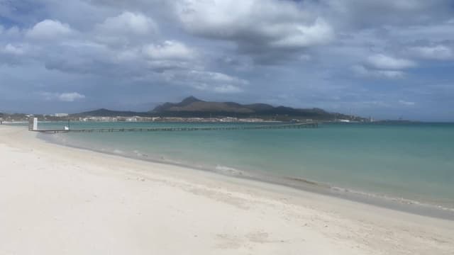 Photo 6 by Tyra F. about hiring a Volkswagen Golf in Majorca (01/04/24)