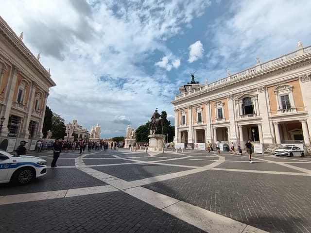 Photo 5 by Martin D. about hiring a Fiat Panda in Rome (09/09/25)