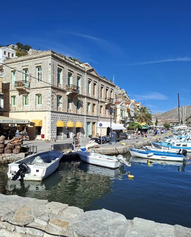 Photo 4 by Francesco C. about hiring a Peugeot 208 in Rhodes (18/10/25)